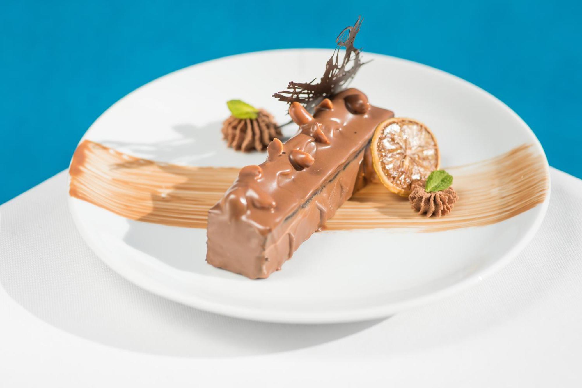 Grand Mogador Agdal & Spa Marrákes Kültér fotó A chocolate dessert